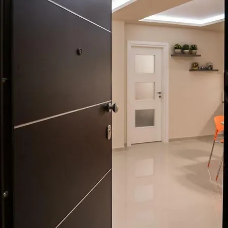 Xyz Apartment *